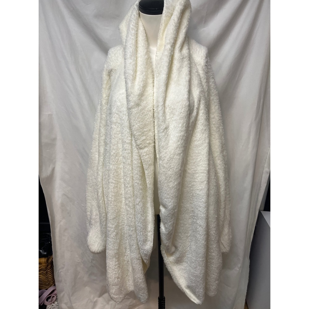 Netflix x UnHide Wearable Blanket Hooded Faux‎ Fur Marshmallow Wrap Cream OS